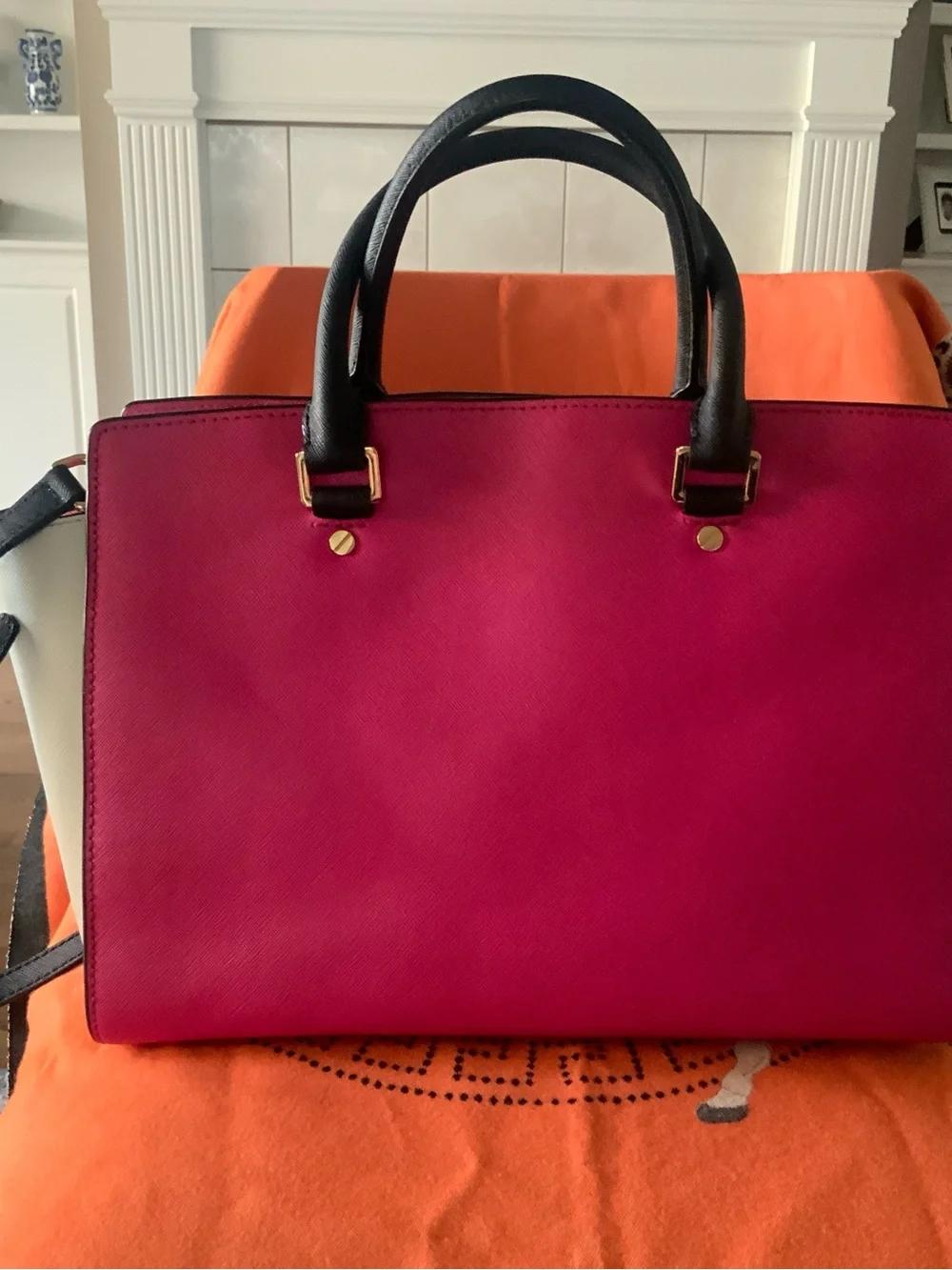 Michael Kors satchel/purse
